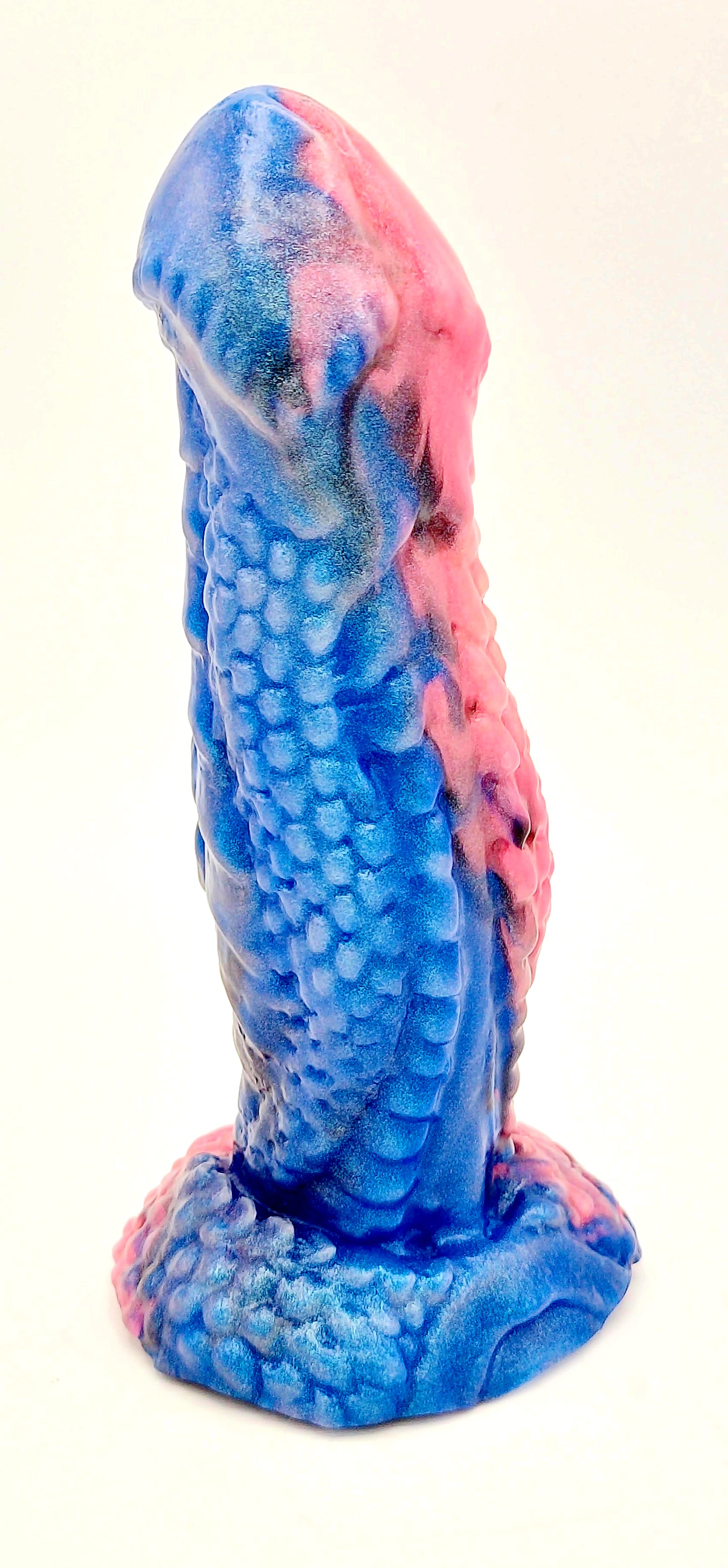 Small Tallfang - GITD/UV Soft silicone - TF-410