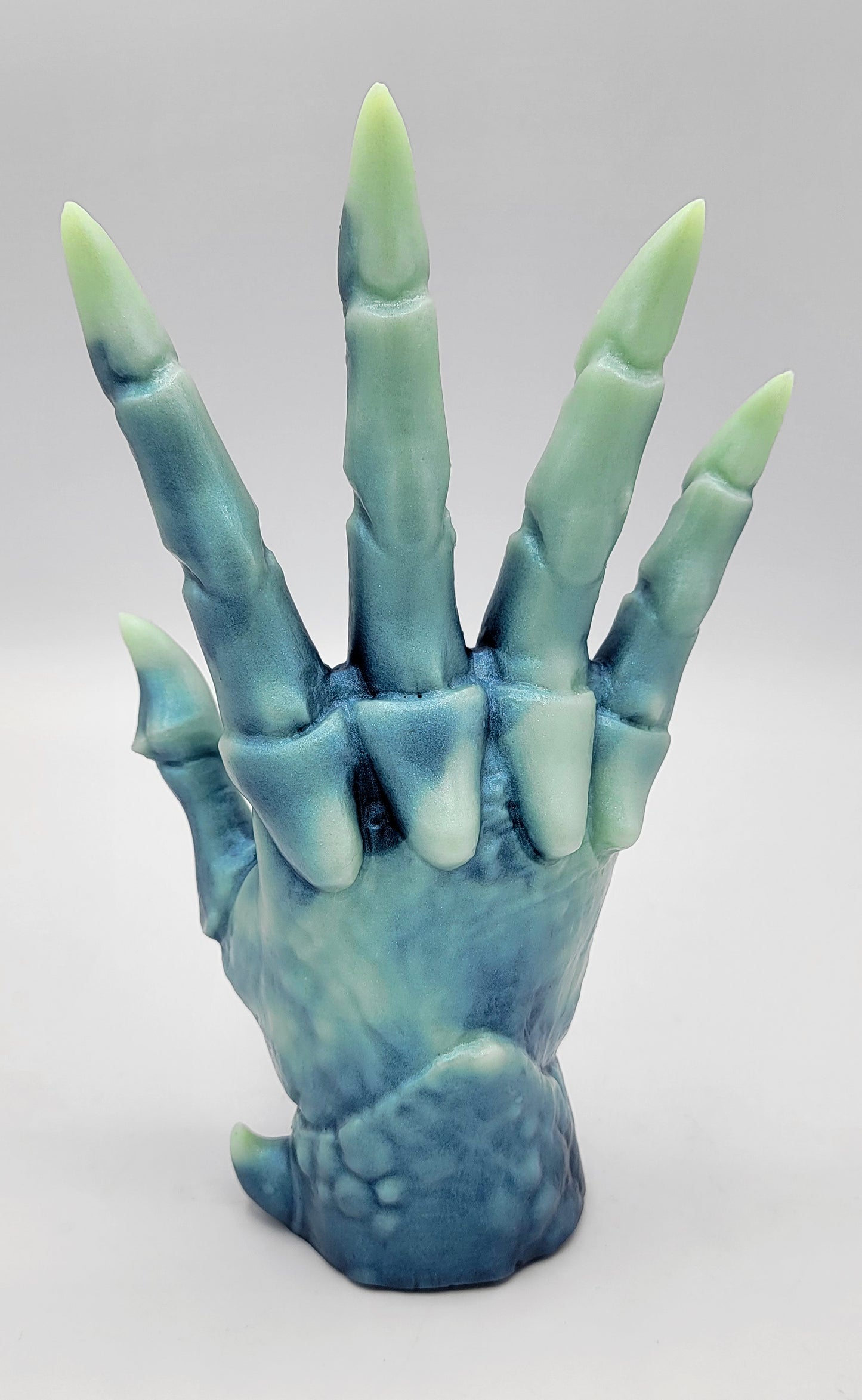 Odonata's Hand - GITD/UV Medium silicone - OH-506