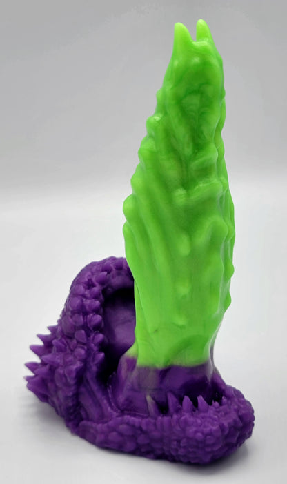 Mini Tallfang's Maw - GITD/UV Medium/firm silicone - TM-580