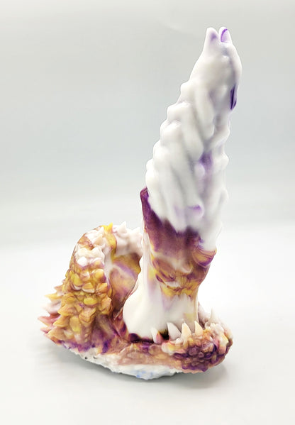 Tallfang's Maw - GITD Medium silicone - TM-603