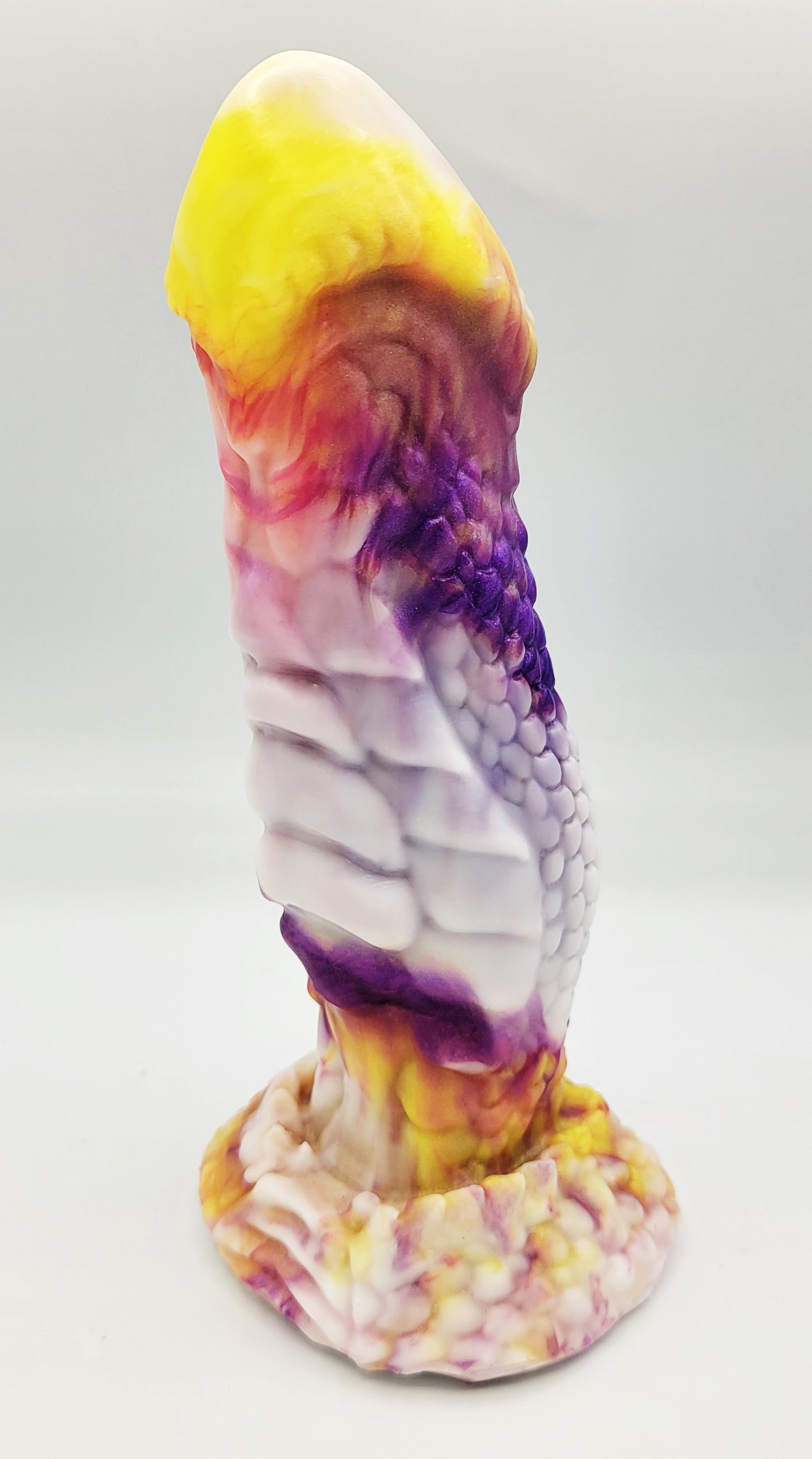 Medium Tallfang - GITD Medium silicone - TF-608