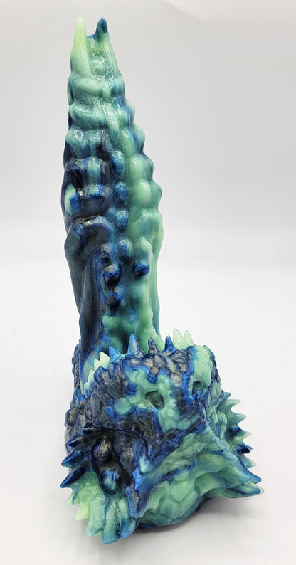 Tallfang's Maw - GITD Medium silicone - TM-609