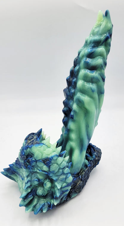 Tallfang's Maw - GITD Medium silicone - TM-609