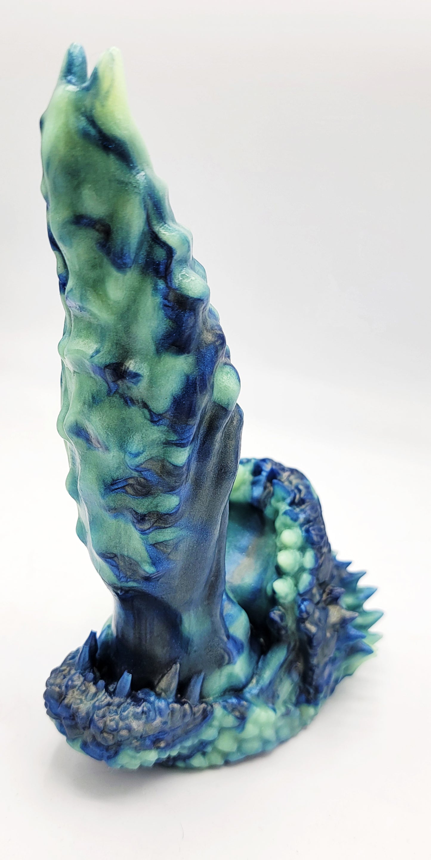 Tallfang's Maw - GITD Medium silicone - TM-609