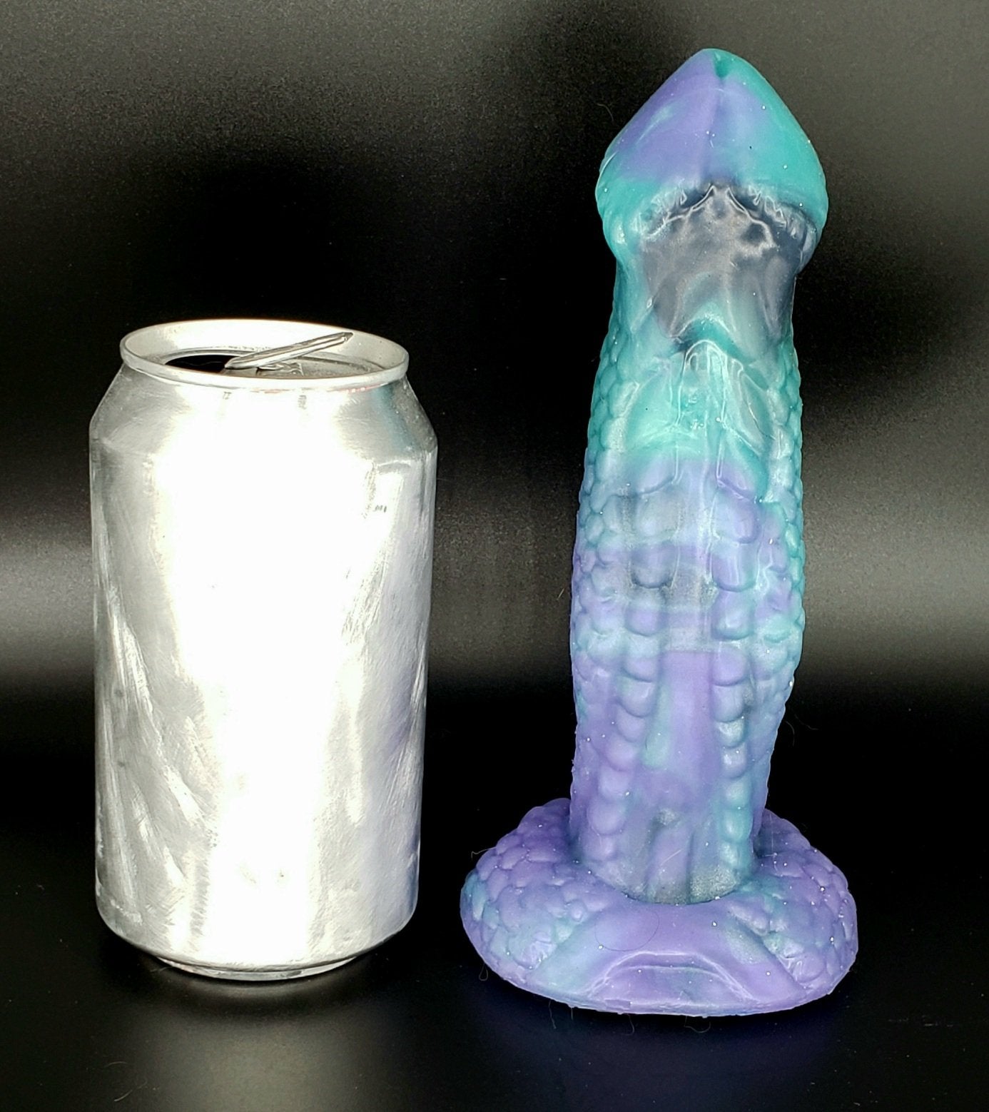 Small Tallfang - GITD/UV Medium silicone - TF-420